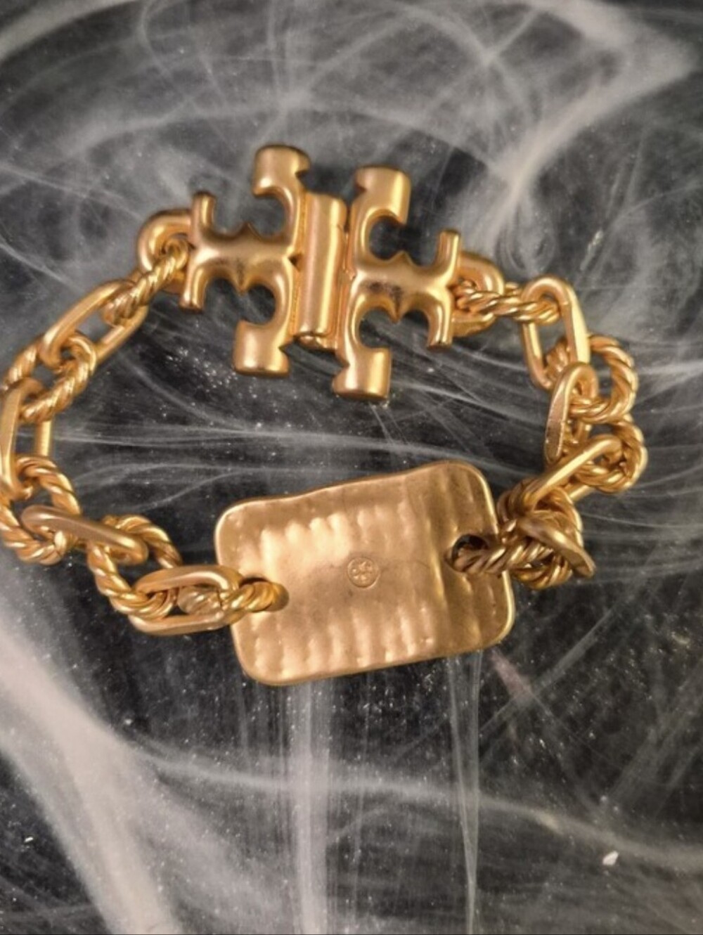 Tory Burch Gold Logo Chain Bracelet - Picture 4 of 5